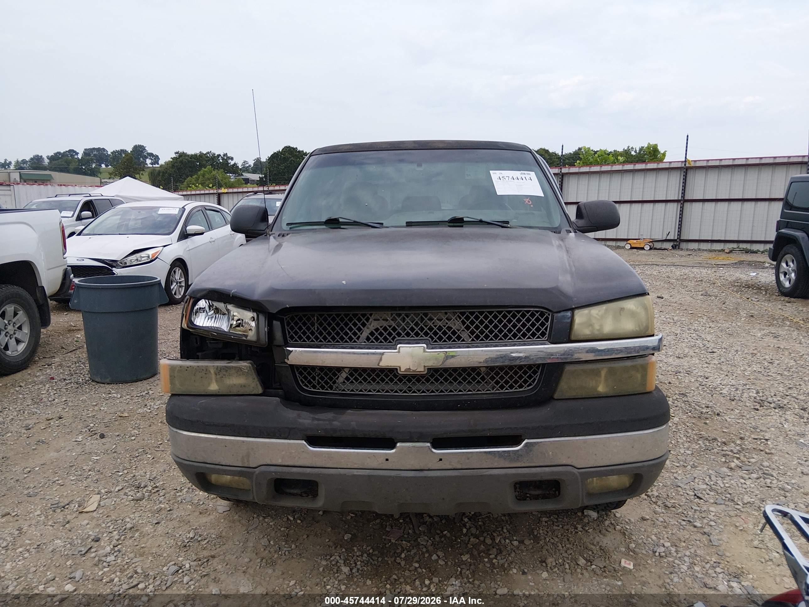 2004 Chevrolet Silverado 1500 Z71 Black vin: 1GCEK19V84E393758
