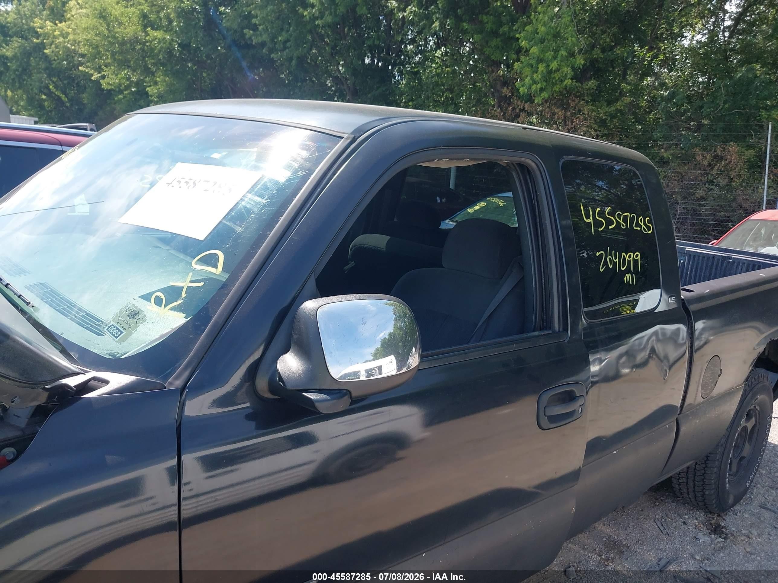 1999 Chevrolet Silverado 1500 Ls Black vin: 1GCEK19V8XE214705