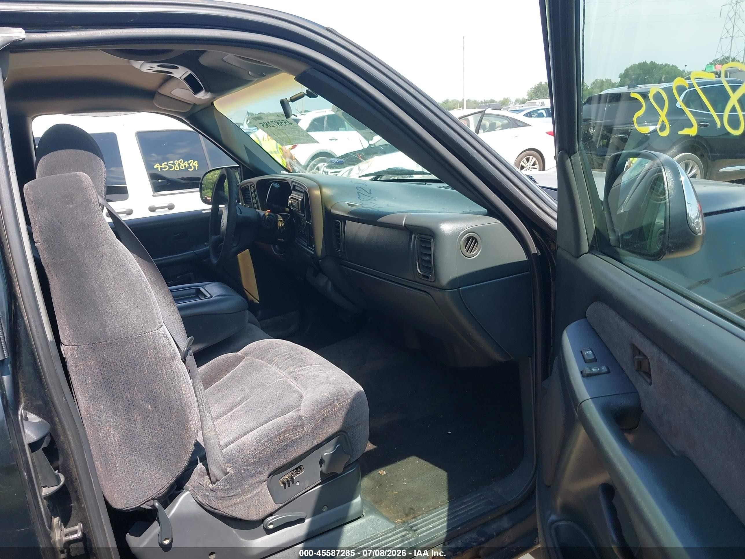 1999 Chevrolet Silverado 1500 Ls Black vin: 1GCEK19V8XE214705