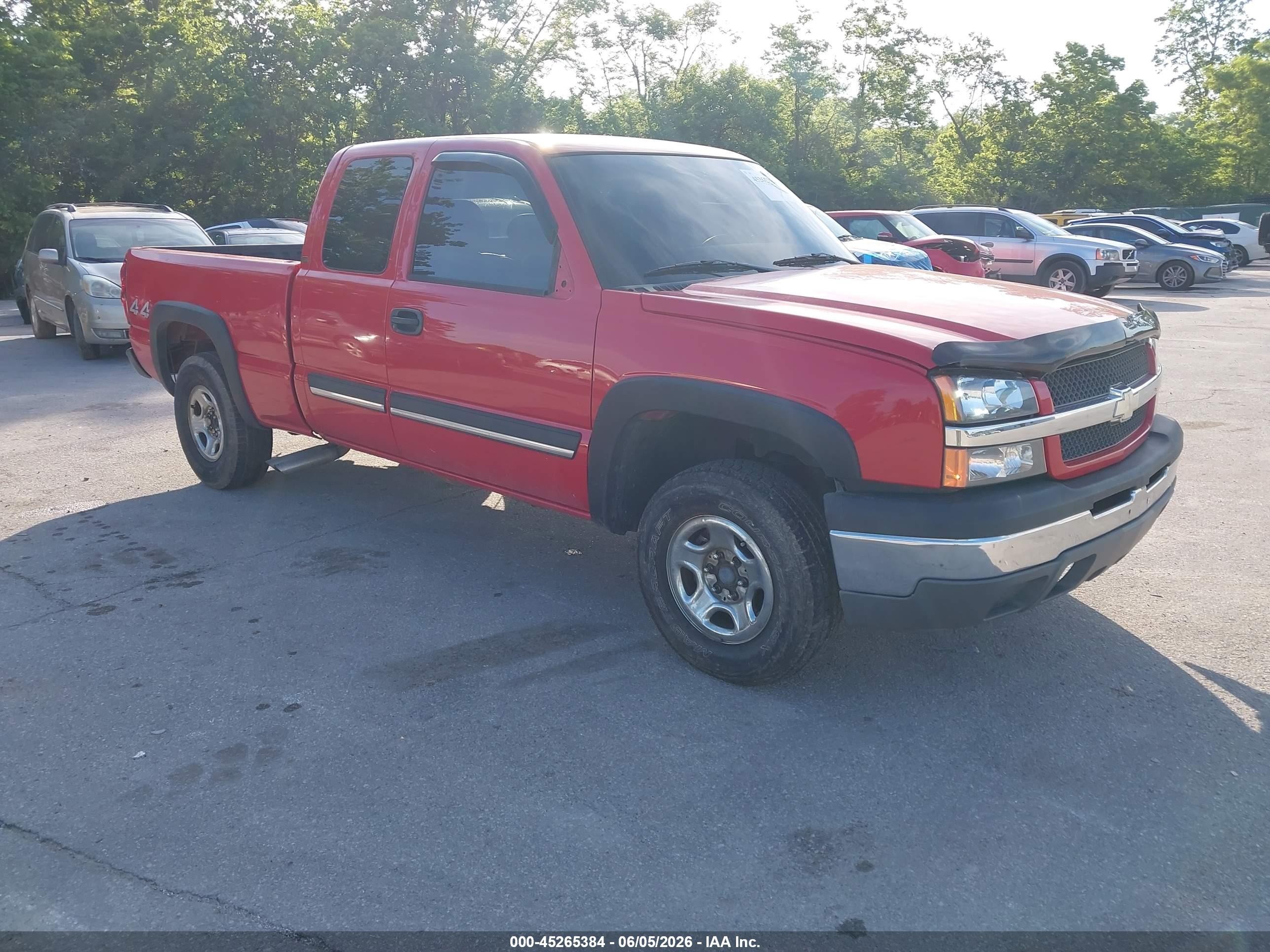 2004 Chevrolet Silverado 1500   Red vin: 1GCEK19V94E375544