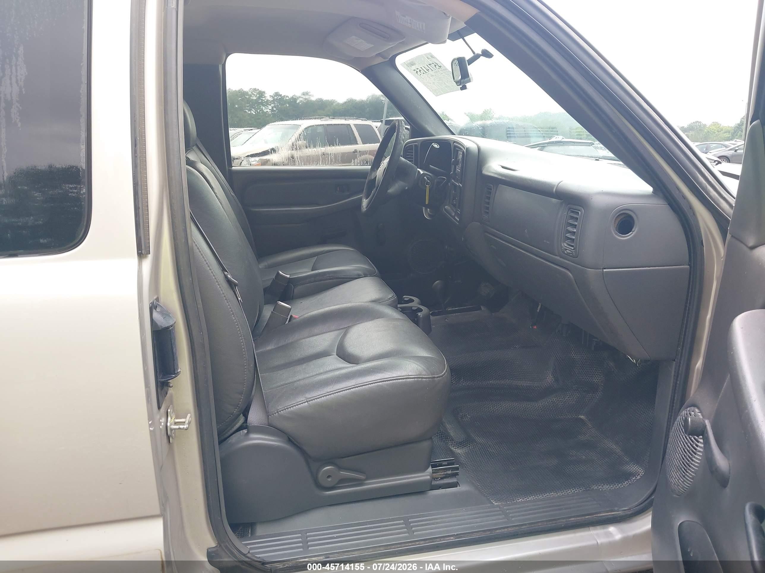 2006 Chevrolet Silverado 1500 Work Truck Silver vin: 1GCEK19V96Z170950