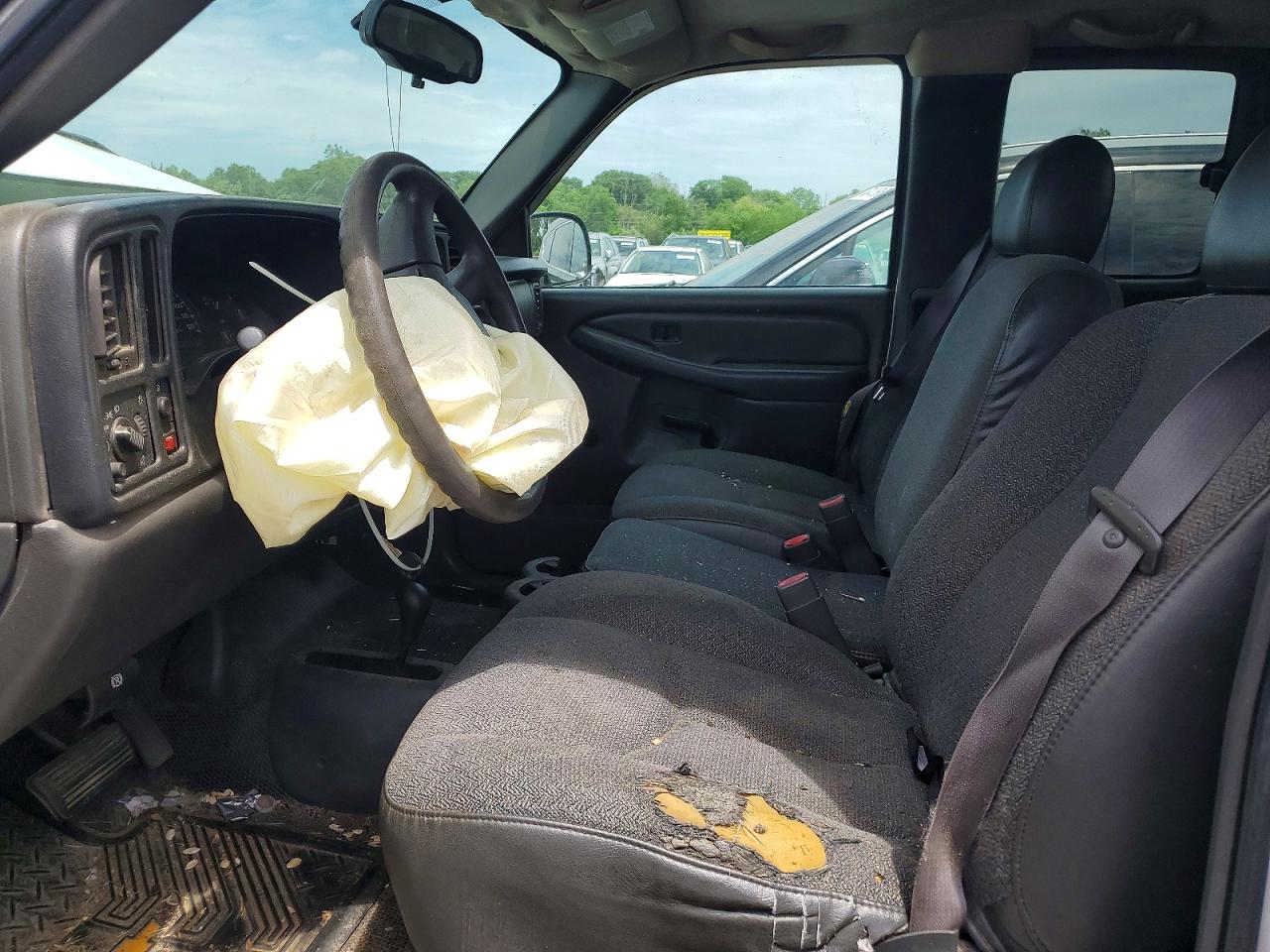 2007 Chevrolet Silverado K1500 Classic White vin: 1GCEK19V97E144177