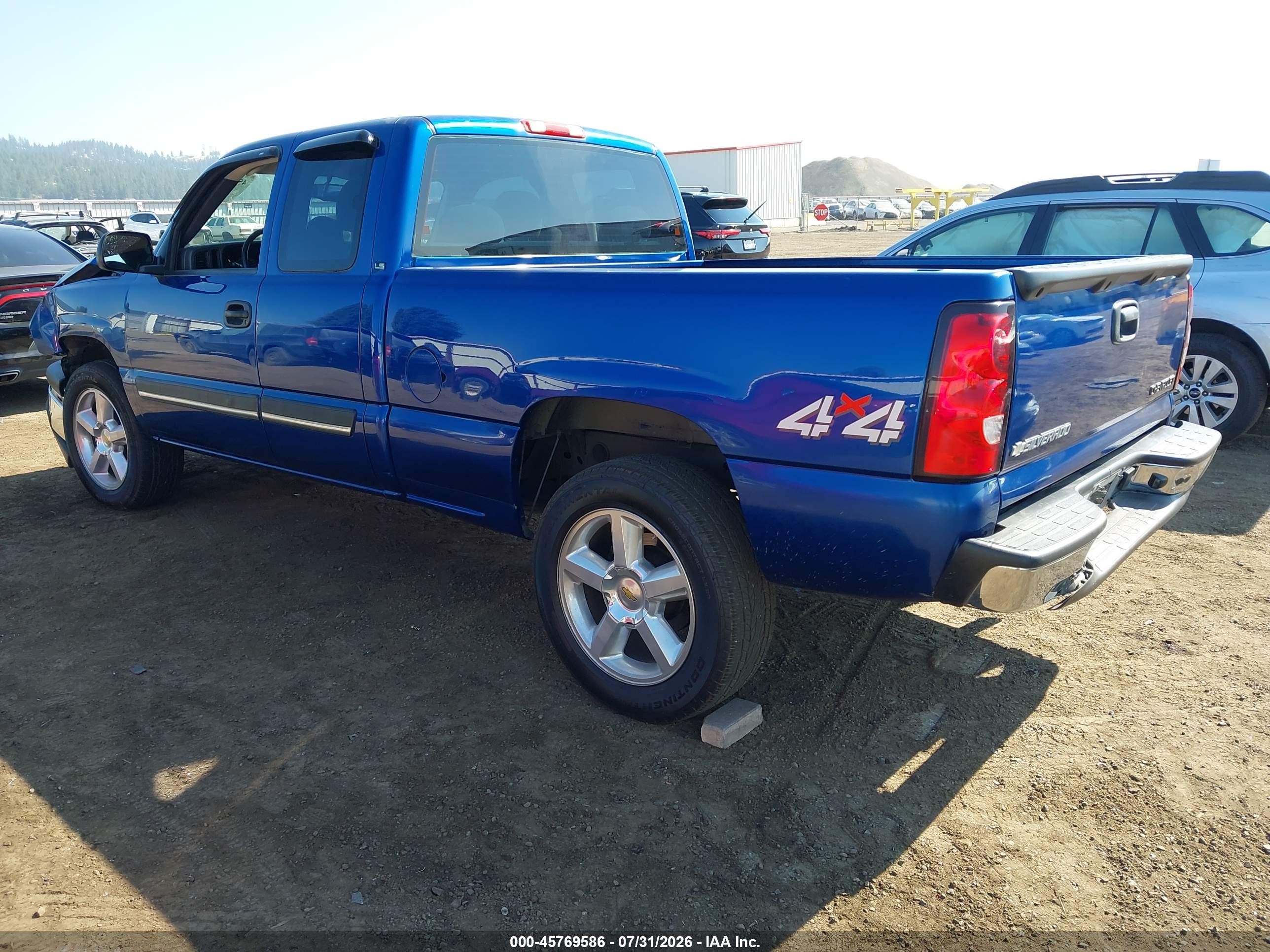 2004 Chevrolet Silverado 1500 Ls Blue vin: 1GCEK19VX4E124726