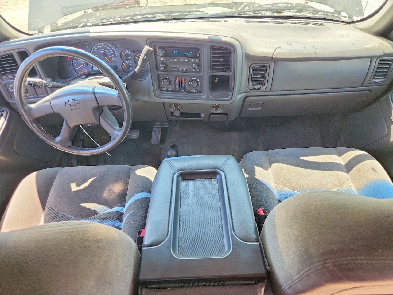2005 Chevrolet Silverado K1500 Черный vin: 1GCEK19VX5E171742