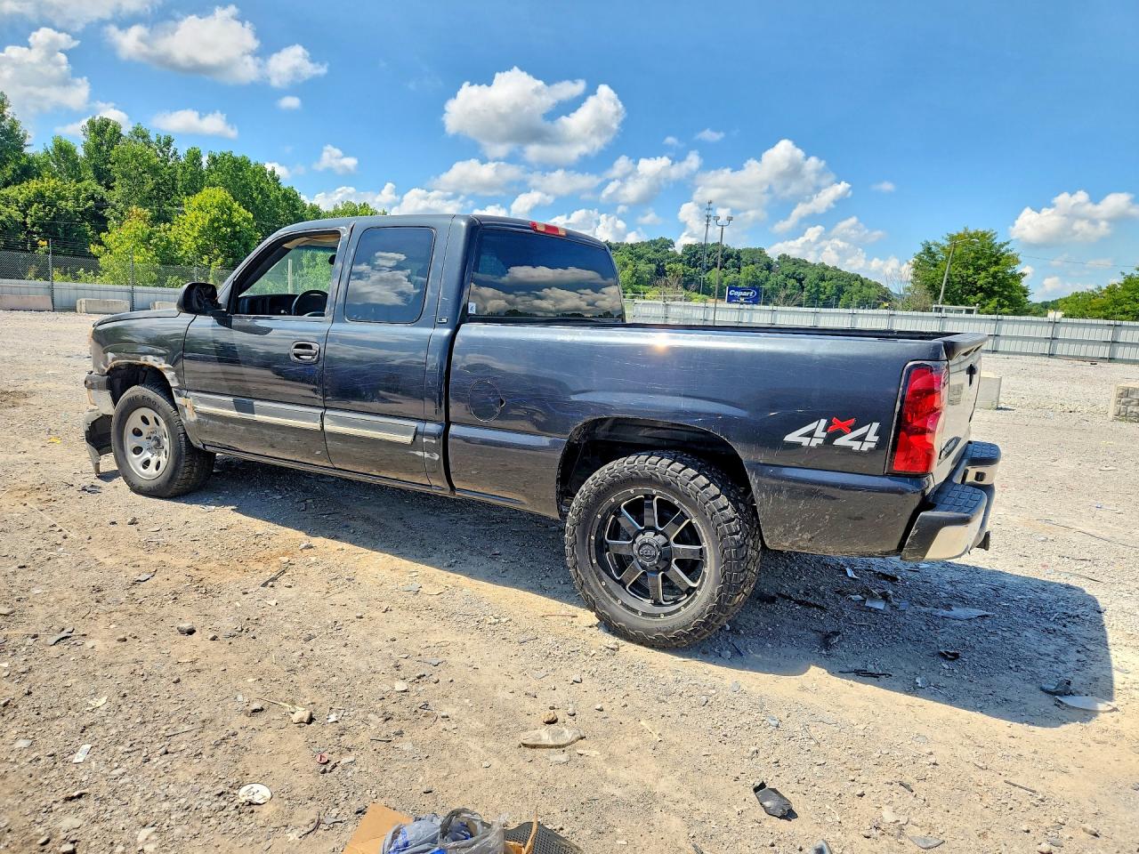 2005 Chevrolet Silverado K1500 Черный vin: 1GCEK19VX5E171742