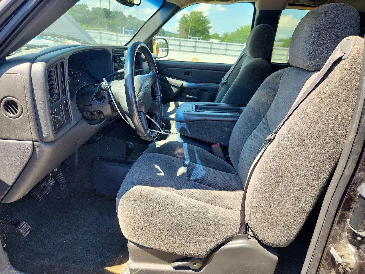 2005 Chevrolet Silverado K1500 Черный vin: 1GCEK19VX5E171742