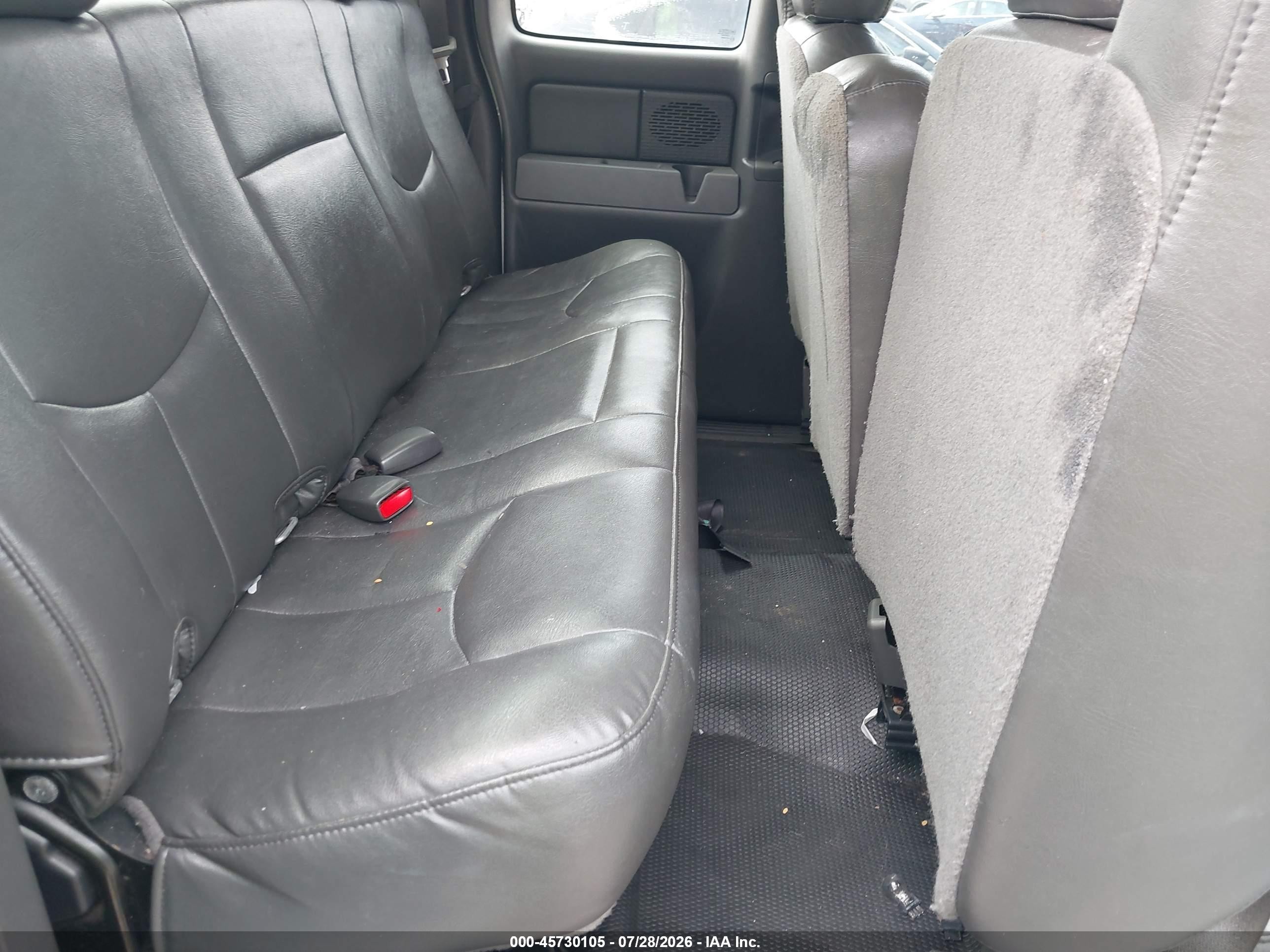 2005 Chevrolet Silverado 1500 Work Truck White vin: 1GCEK19VX5Z255732
