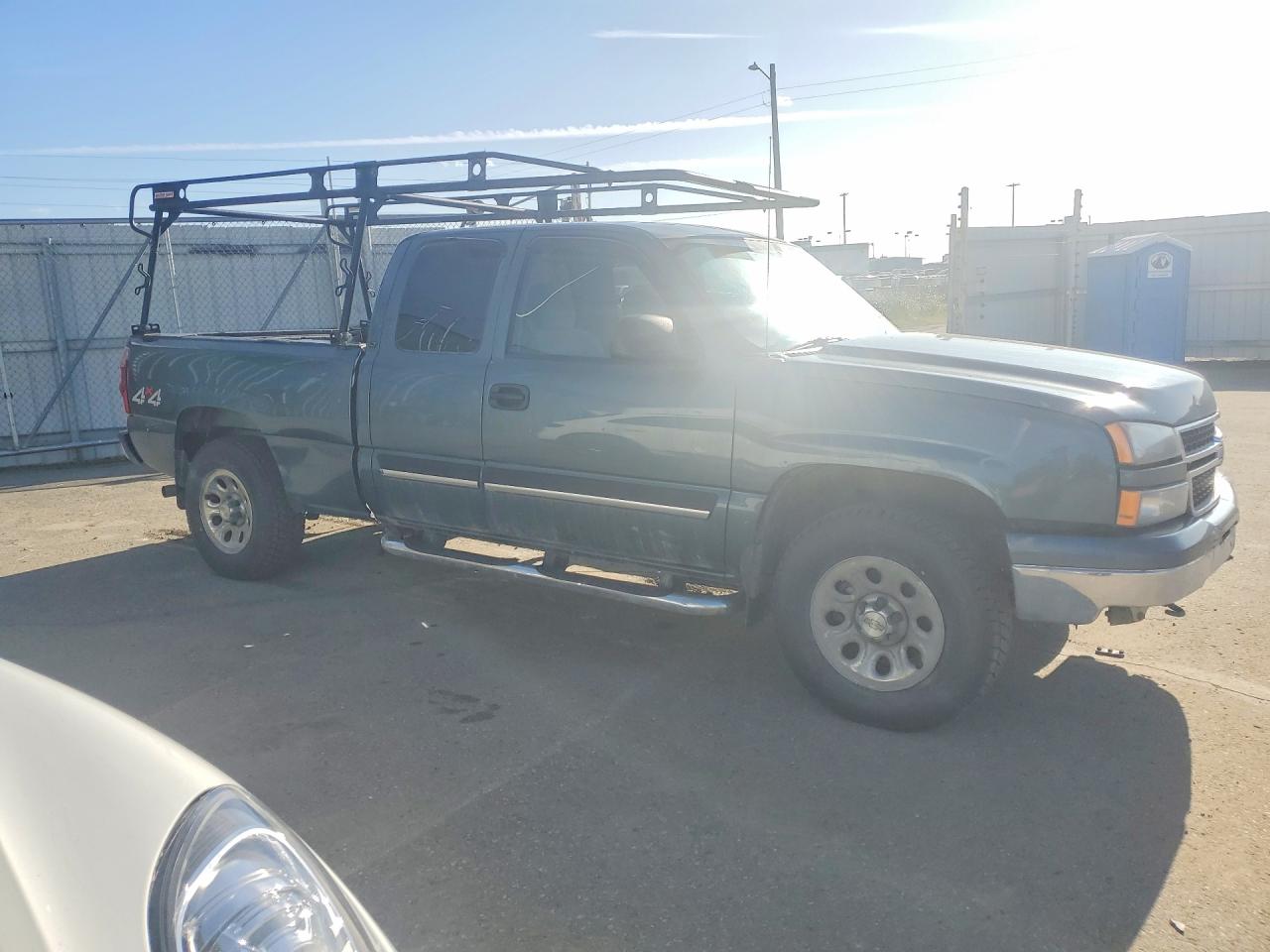 2007 Chevrolet Silverado K1500 Classic Blue vin: 1GCEK19VX7Z198841