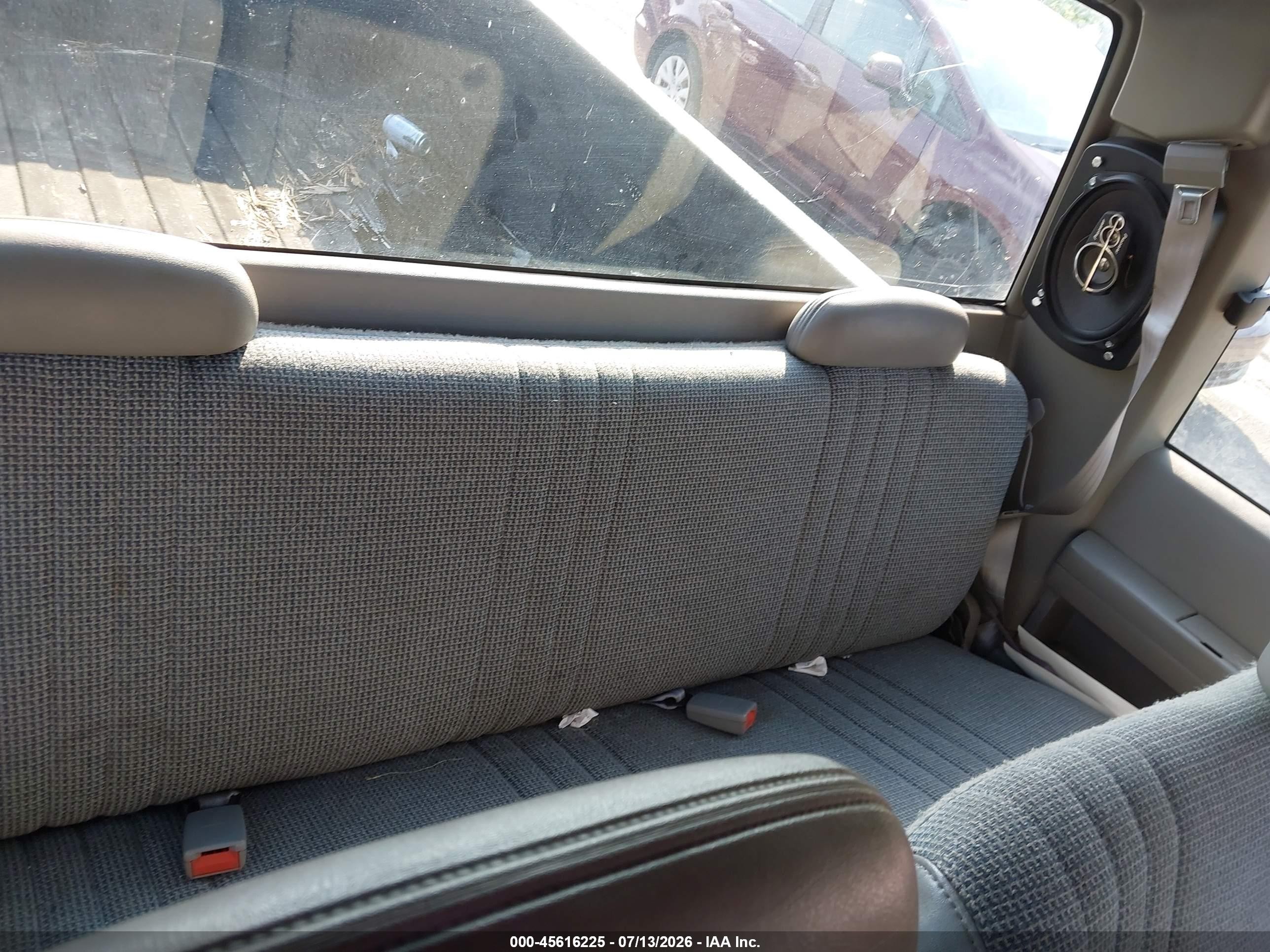 1998 Chevrolet C/k 1500 Fleetside Черный vin: 1GCEK19W4WE240578