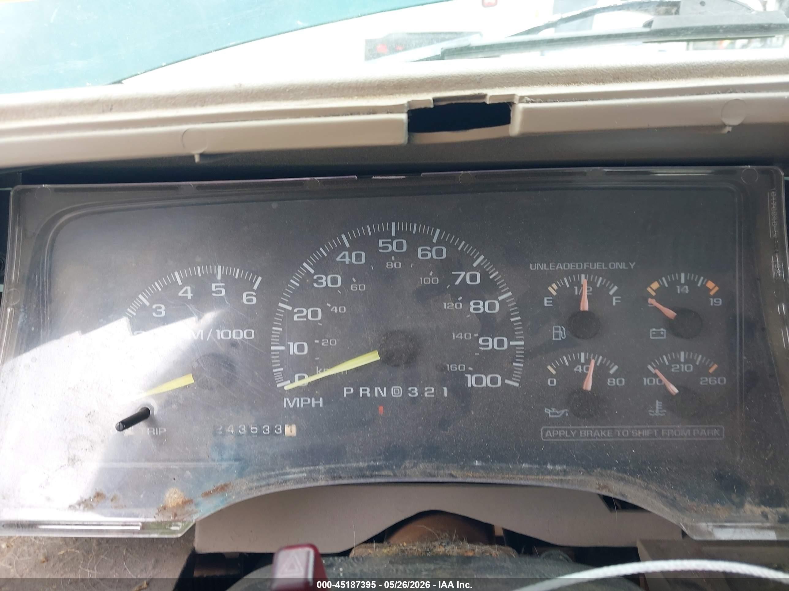 1998 Chevrolet K1500 Fleetside Green vin: 1GCEK19W7WE240008