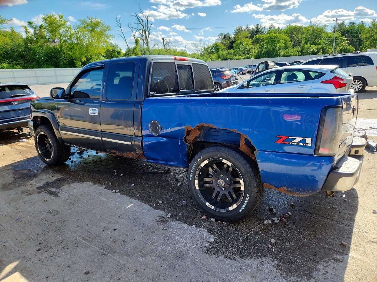 2005 Chevrolet Silverado K1500 Blue vin: 1GCEK19Z05Z145954