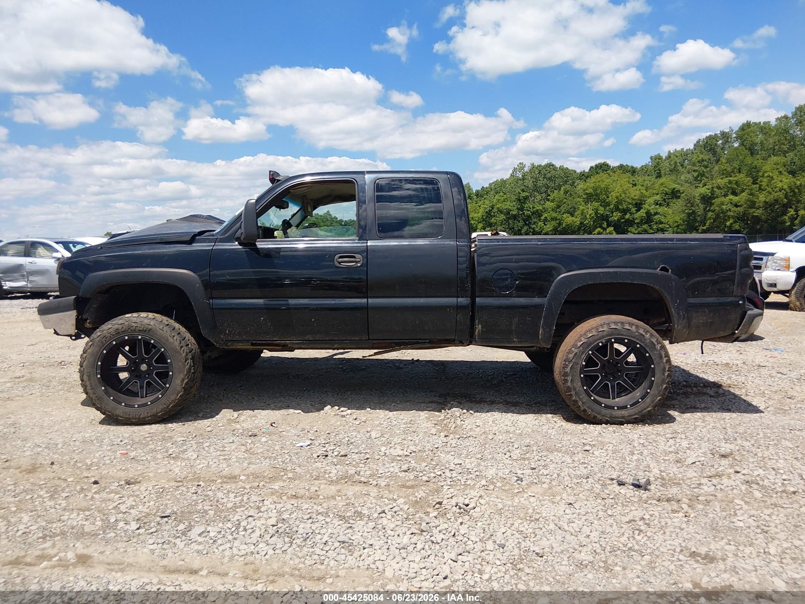 2005 Chevrolet Silverado 1500 Work Truck Black vin: 1GCEK19Z15Z147924
