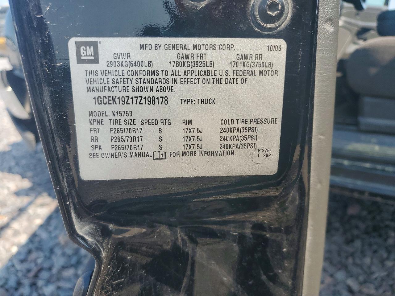 2007 Chevrolet Silverado K1500 Classic Black vin: 1GCEK19Z17Z198178