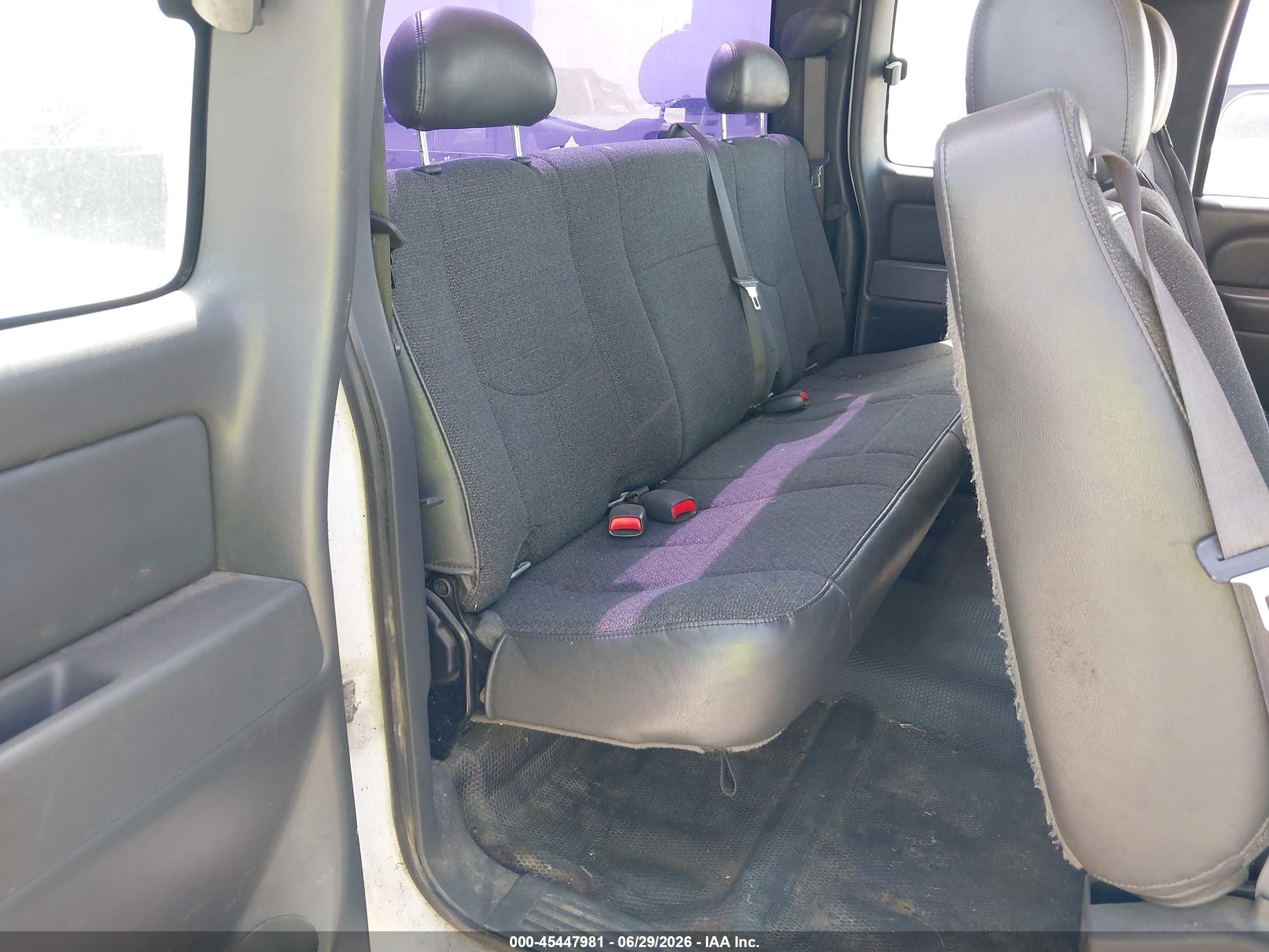 2006 Chevrolet Silverado 1500 Work Truck Белый vin: 1GCEK19Z26Z176947