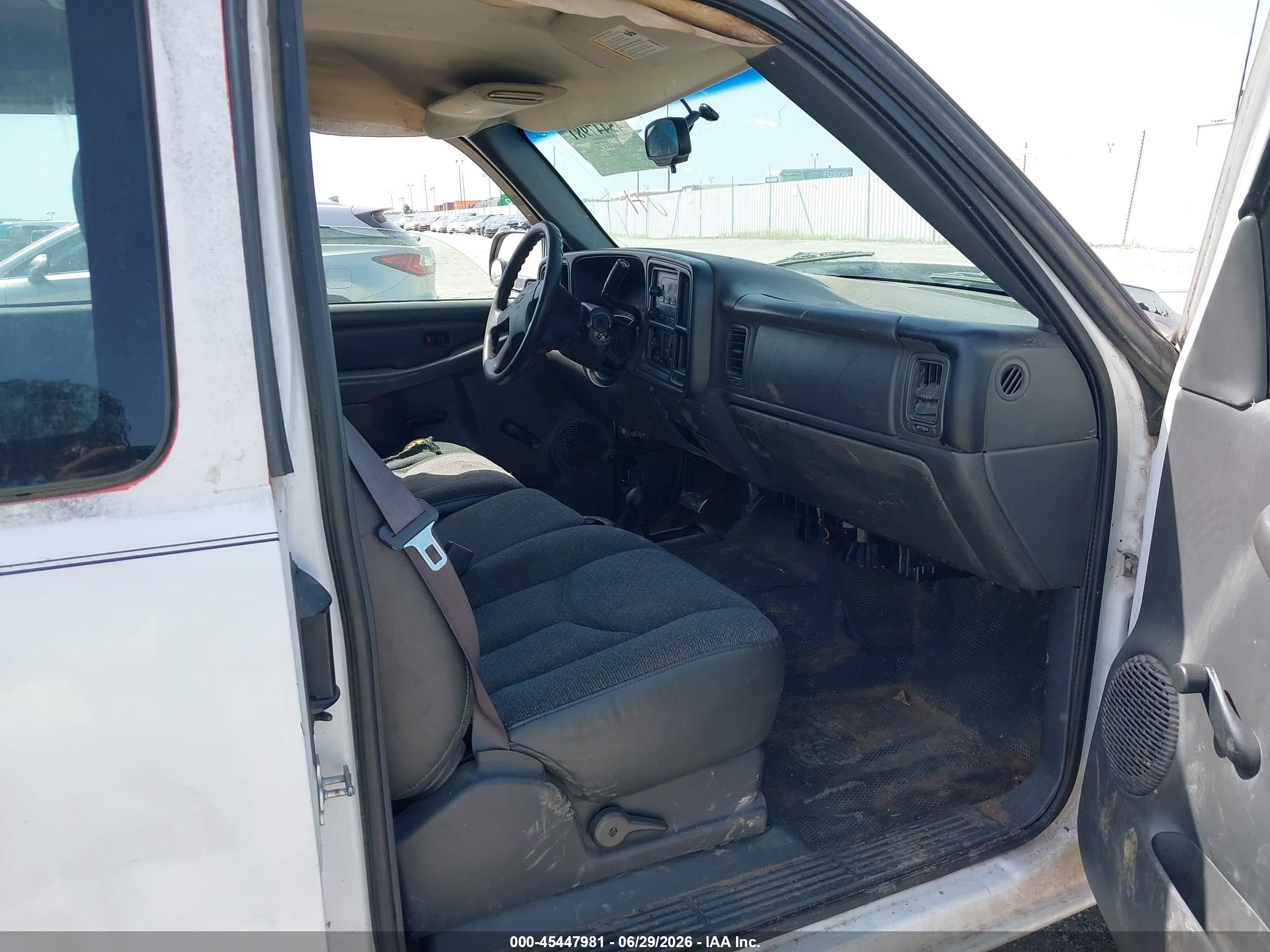 2006 Chevrolet Silverado 1500 Work Truck Белый vin: 1GCEK19Z26Z176947