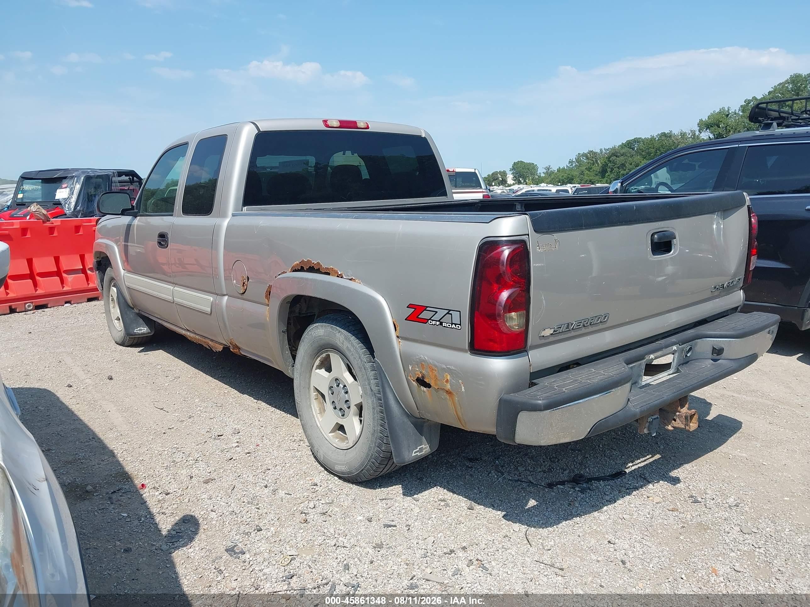 2005 Chevrolet Silverado 1500 Z71 Серебряный vin: 1GCEK19Z55Z301647