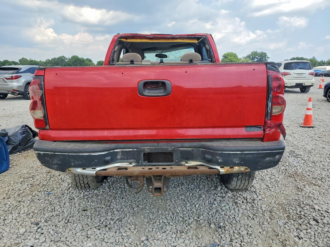2006 Chevrolet Silverado K1500 Red vin: 1GCEK19Z56Z184928