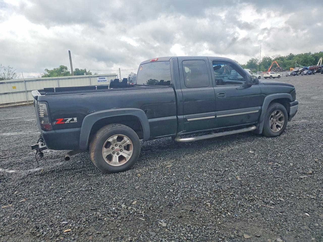 2007 Chevrolet Silverado K1500 Classic Black vin: 1GCEK19Z57E150738
