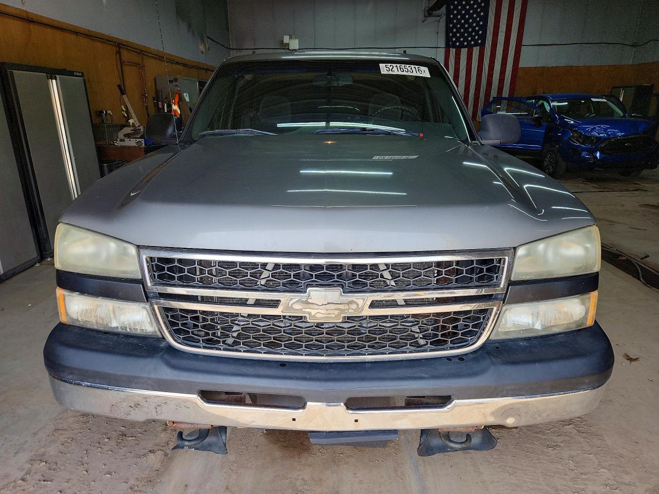 2006 Chevrolet Silverado K1500 Серебряный vin: 1GCEK19Z66Z298629