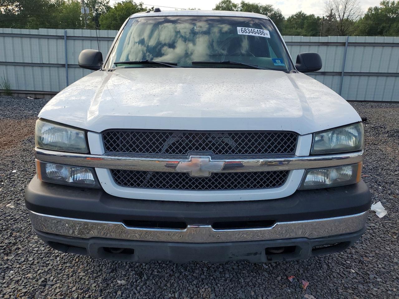 2005 Chevrolet Silverado K1500 White vin: 1GCEK19Z75Z153324
