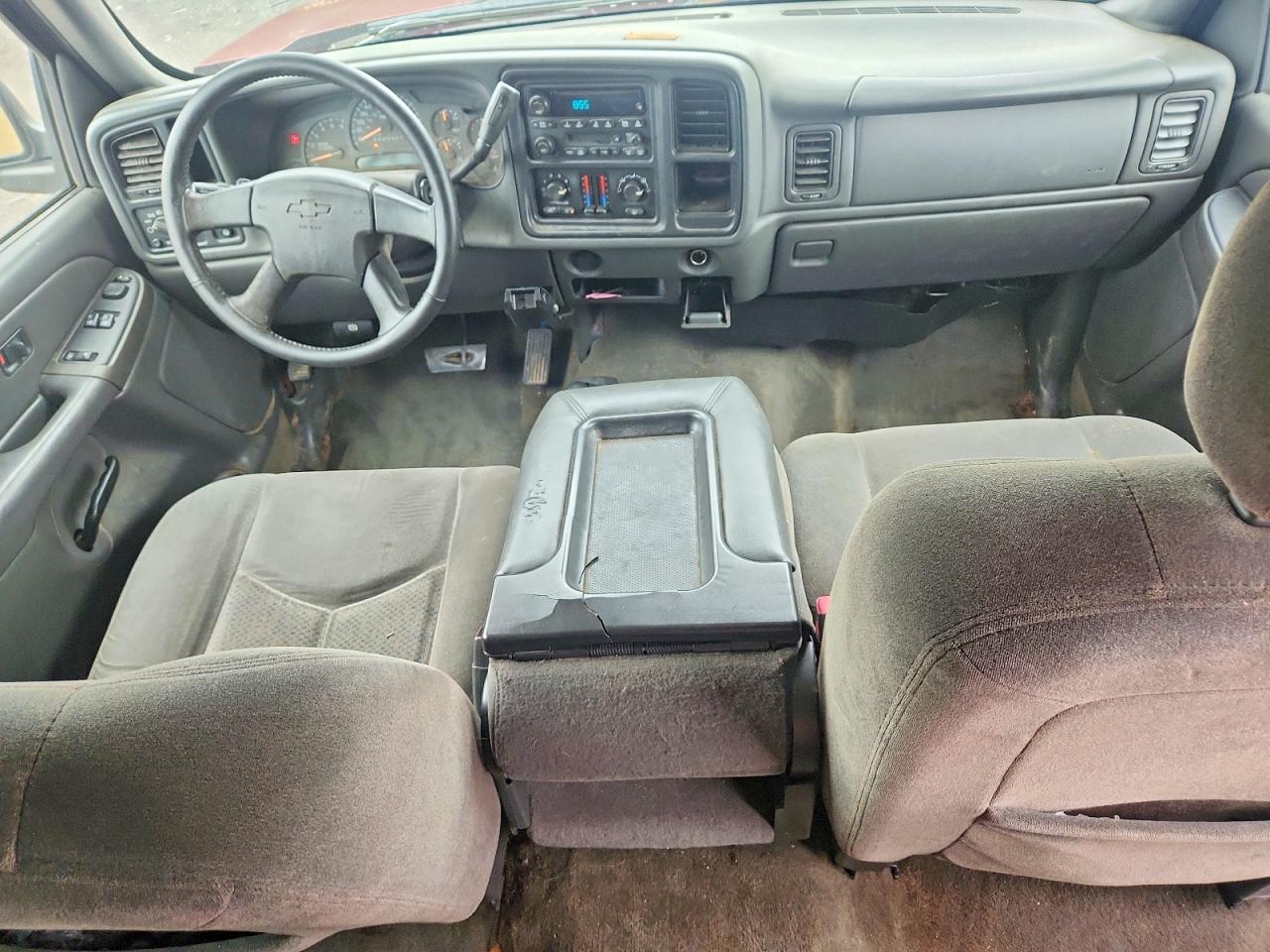 2005 Chevrolet Silverado K1500 Red vin: 1GCEK19Z75Z188221
