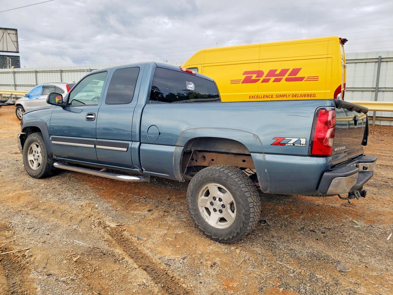 2007 Chevrolet Silverado K1500 Classic Gray vin: 1GCEK19Z77Z203366