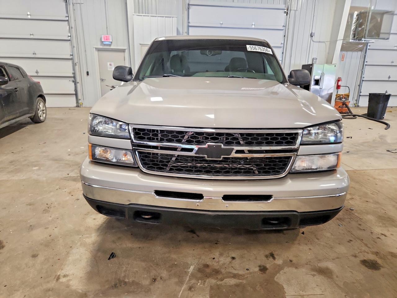 2006 Chevrolet Silverado K1500 Желто-коричневый vin: 1GCEK19Z86Z294694