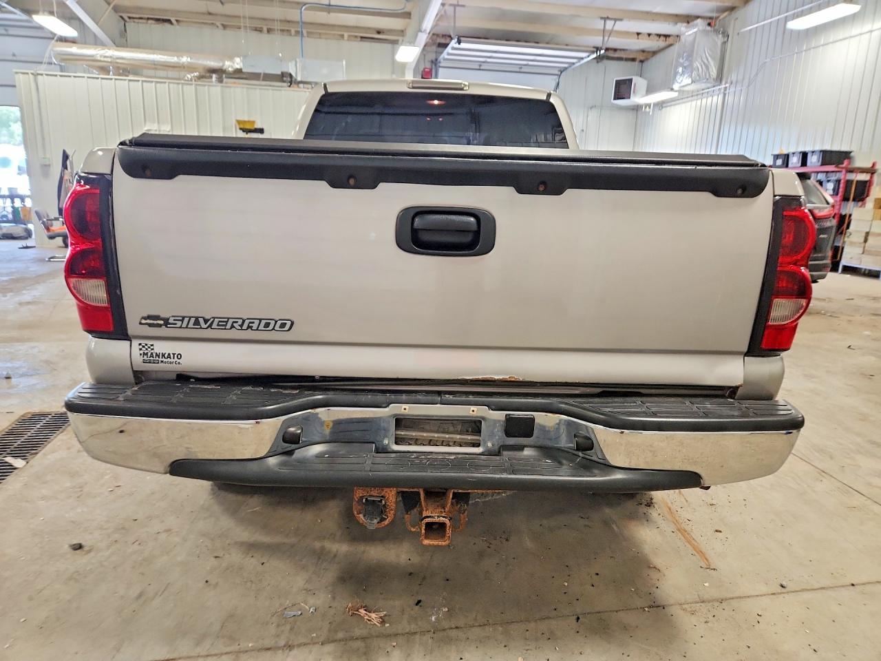 2006 Chevrolet Silverado K1500 Желто-коричневый vin: 1GCEK19Z86Z294694