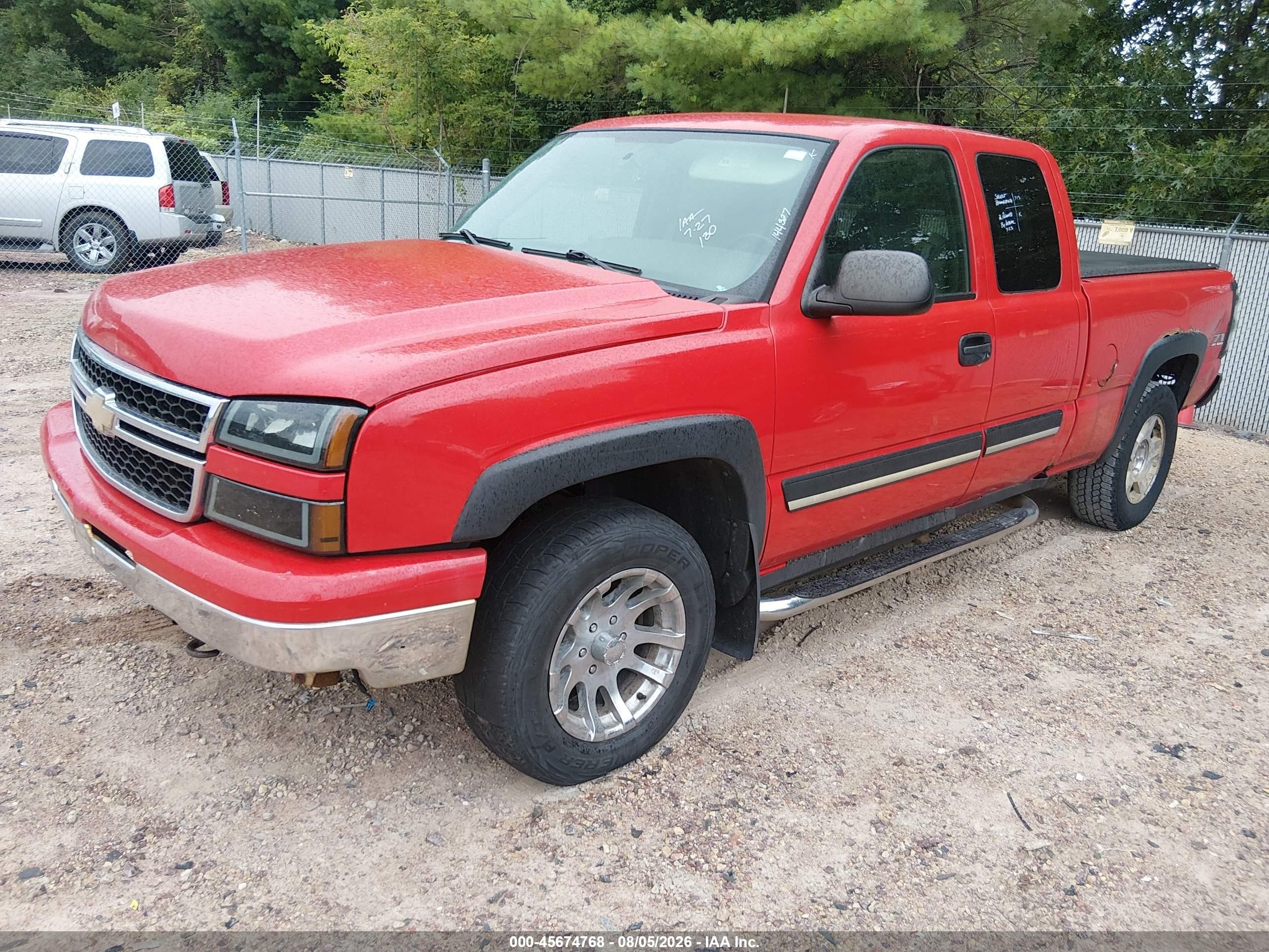 2007 Chevrolet Silverado 1500 Classic Lt1 Red vin: 1GCEK19Z87Z144327