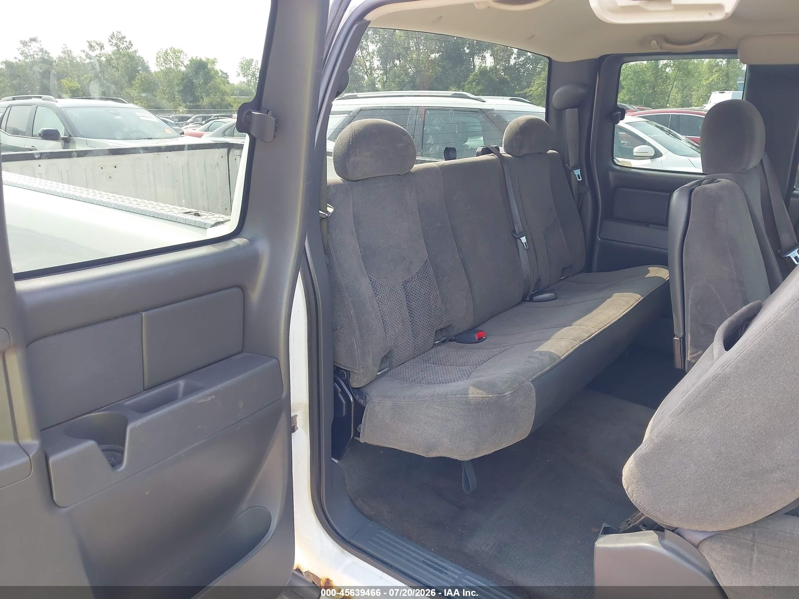 2007 Chevrolet Silverado 1500 Classic Lt1 White vin: 1GCEK19Z87Z204350