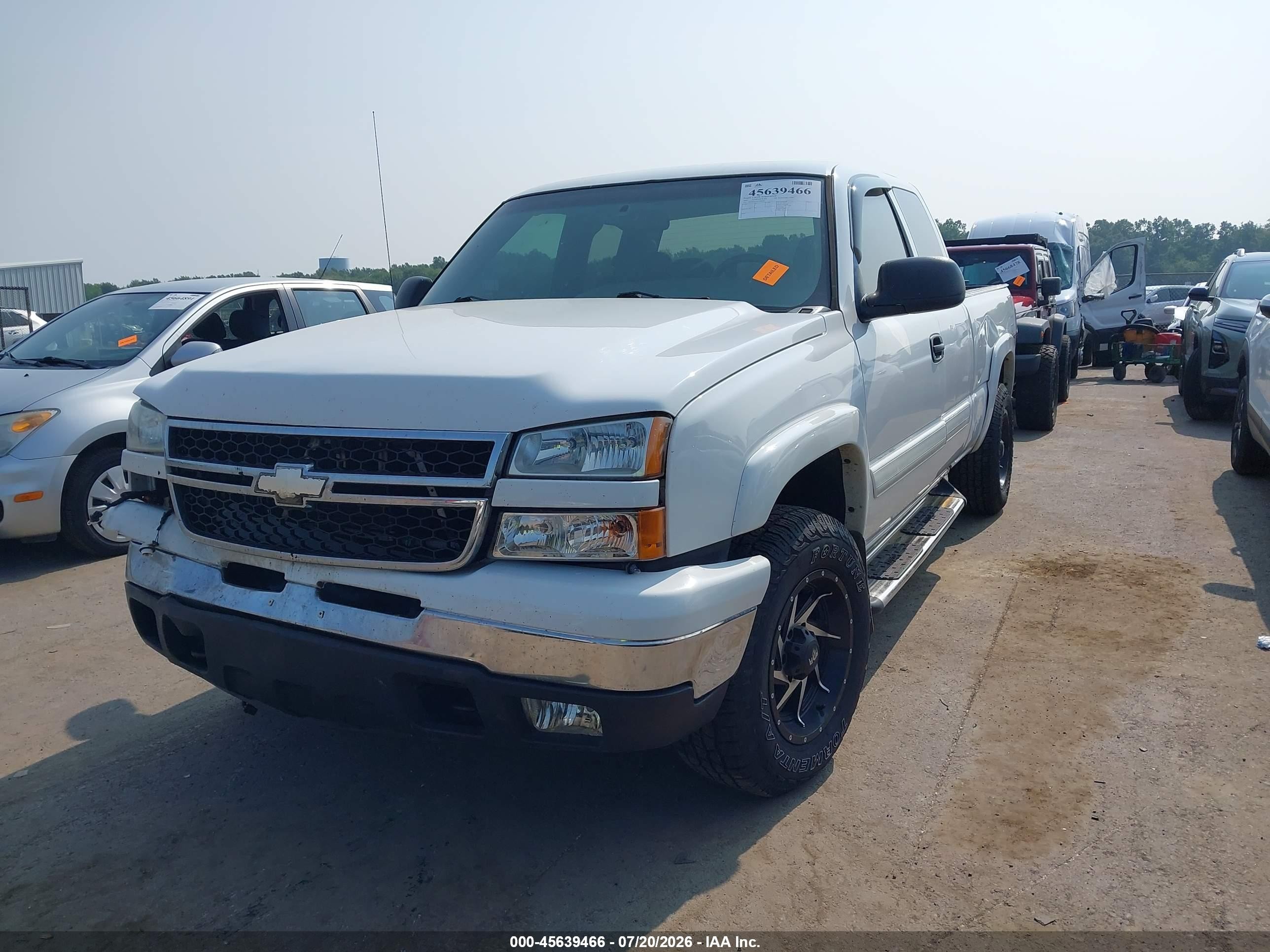 2007 Chevrolet Silverado 1500 Classic Lt1 White vin: 1GCEK19Z87Z204350