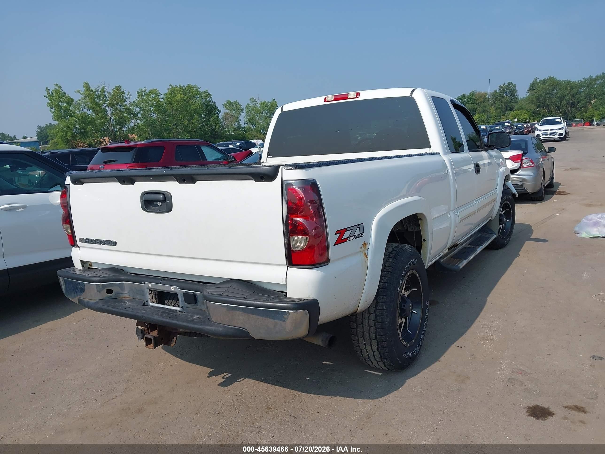 2007 Chevrolet Silverado 1500 Classic Lt1 White vin: 1GCEK19Z87Z204350