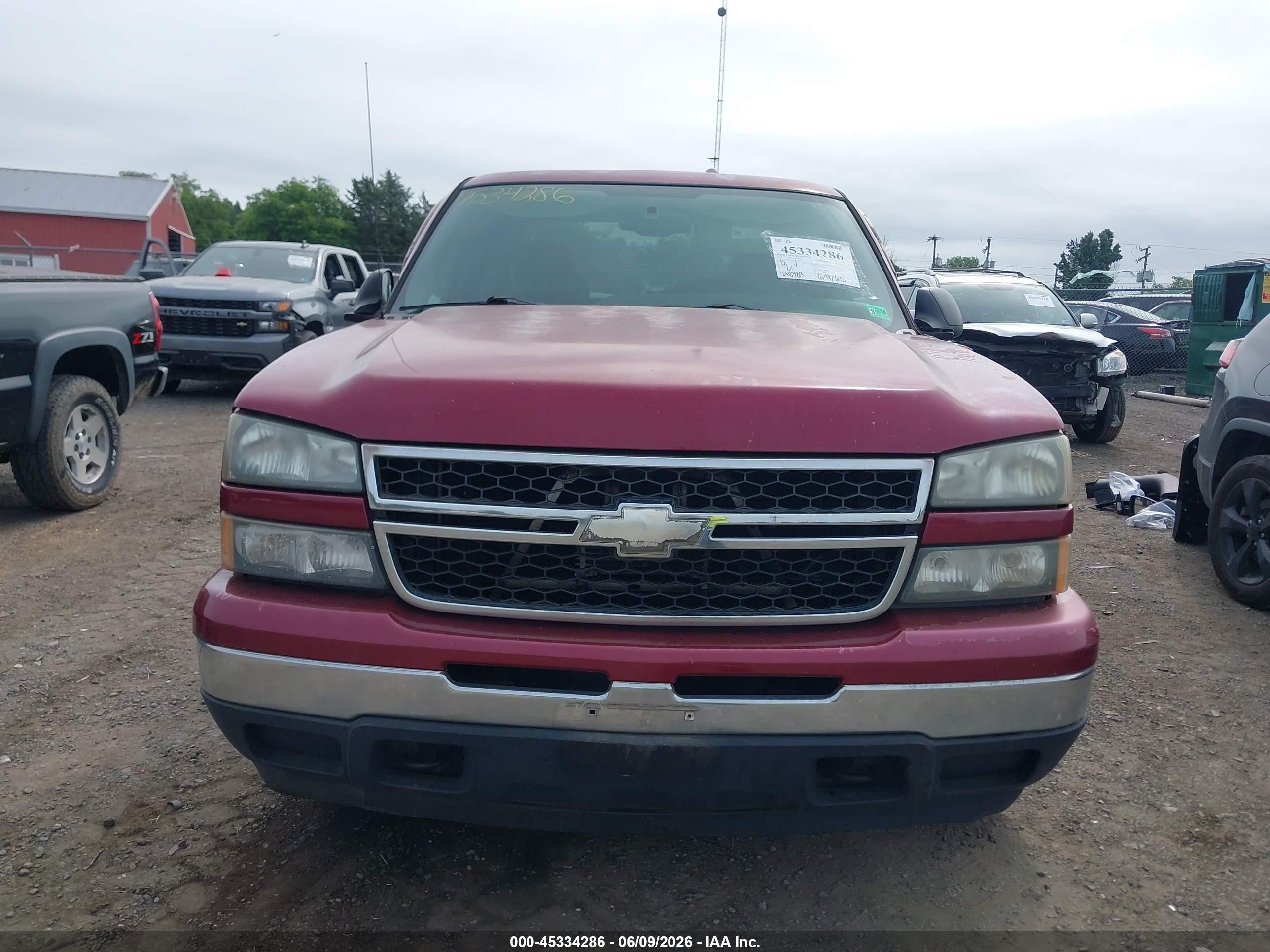 2007 Chevrolet Silverado 1500 Classic Lt1 Red vin: 1GCEK19Z97E153013