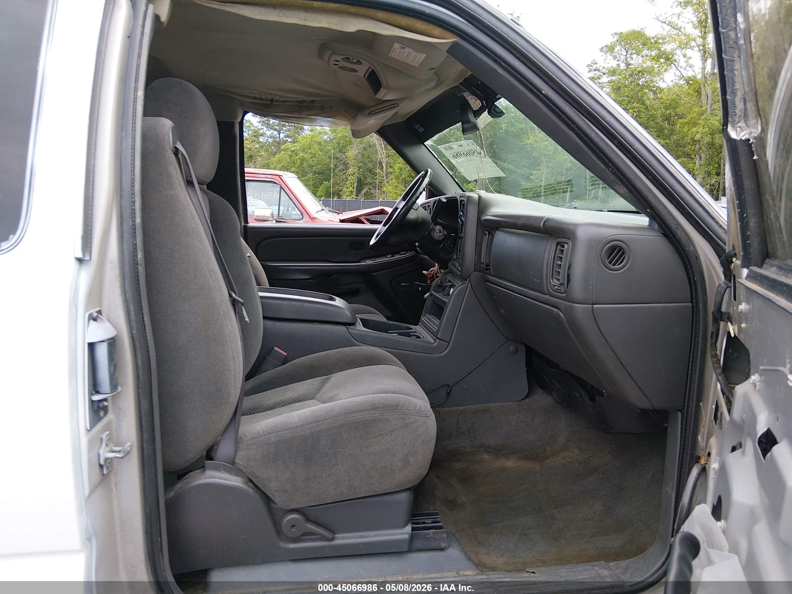 2005 Chevrolet Silverado 1500 Z71 Белый vin: 1GCEK19ZX5Z170120