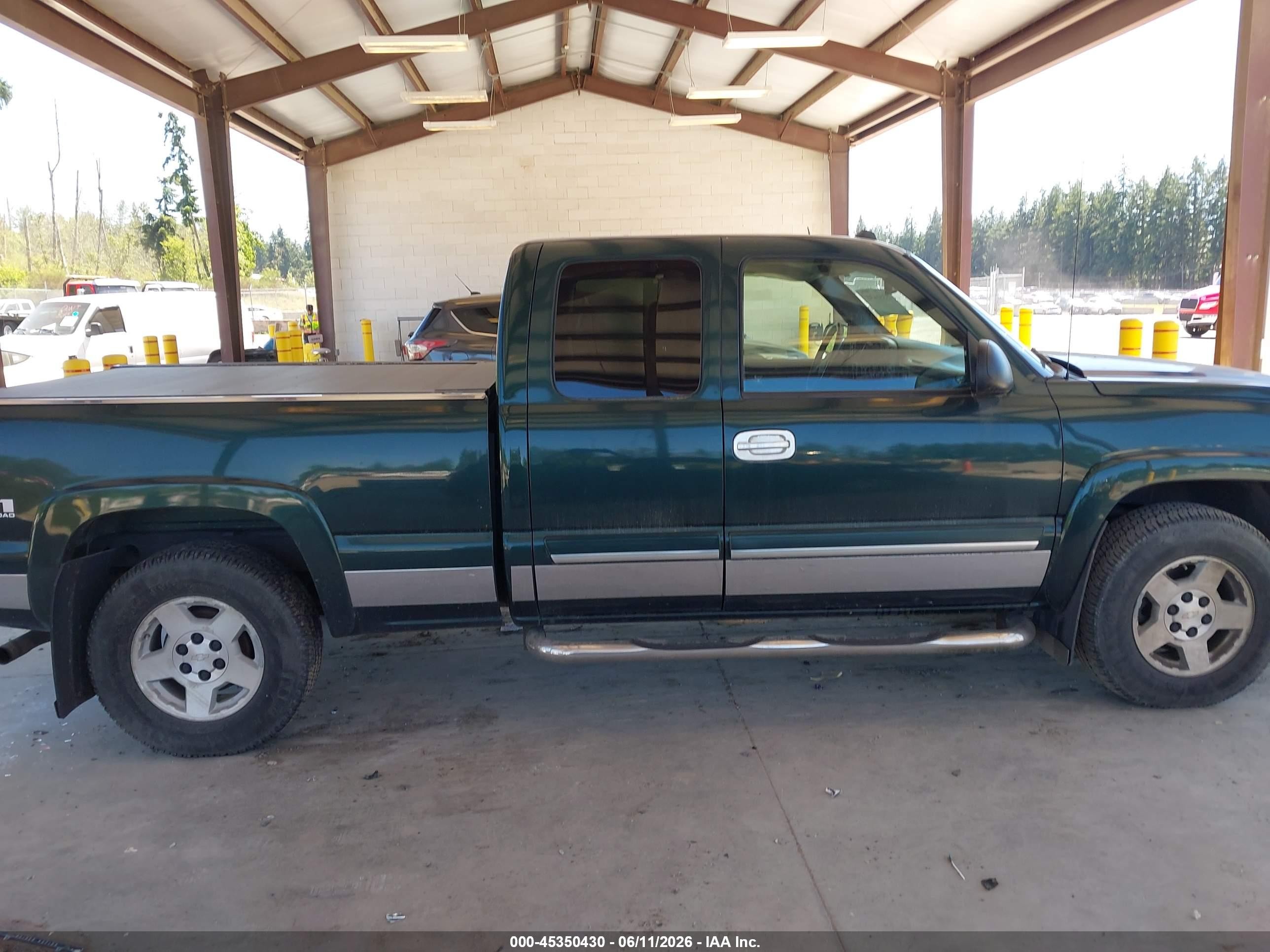 2005 Chevrolet Silverado 1500 Z71 Green vin: 1GCEK19ZX5Z253580