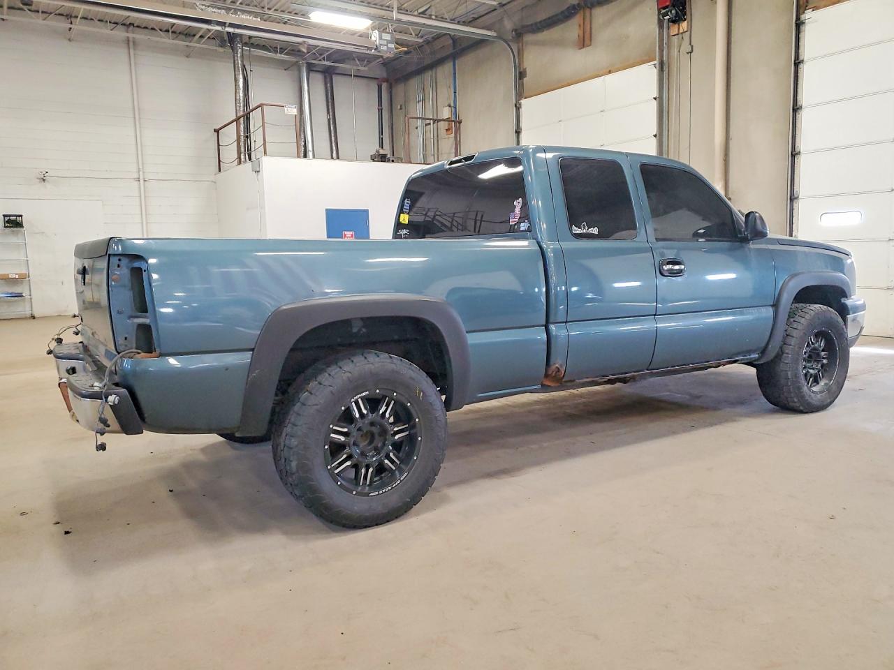 2007 Chevrolet Silverado K1500 Classic Blue vin: 1GCEK19ZX7E120330