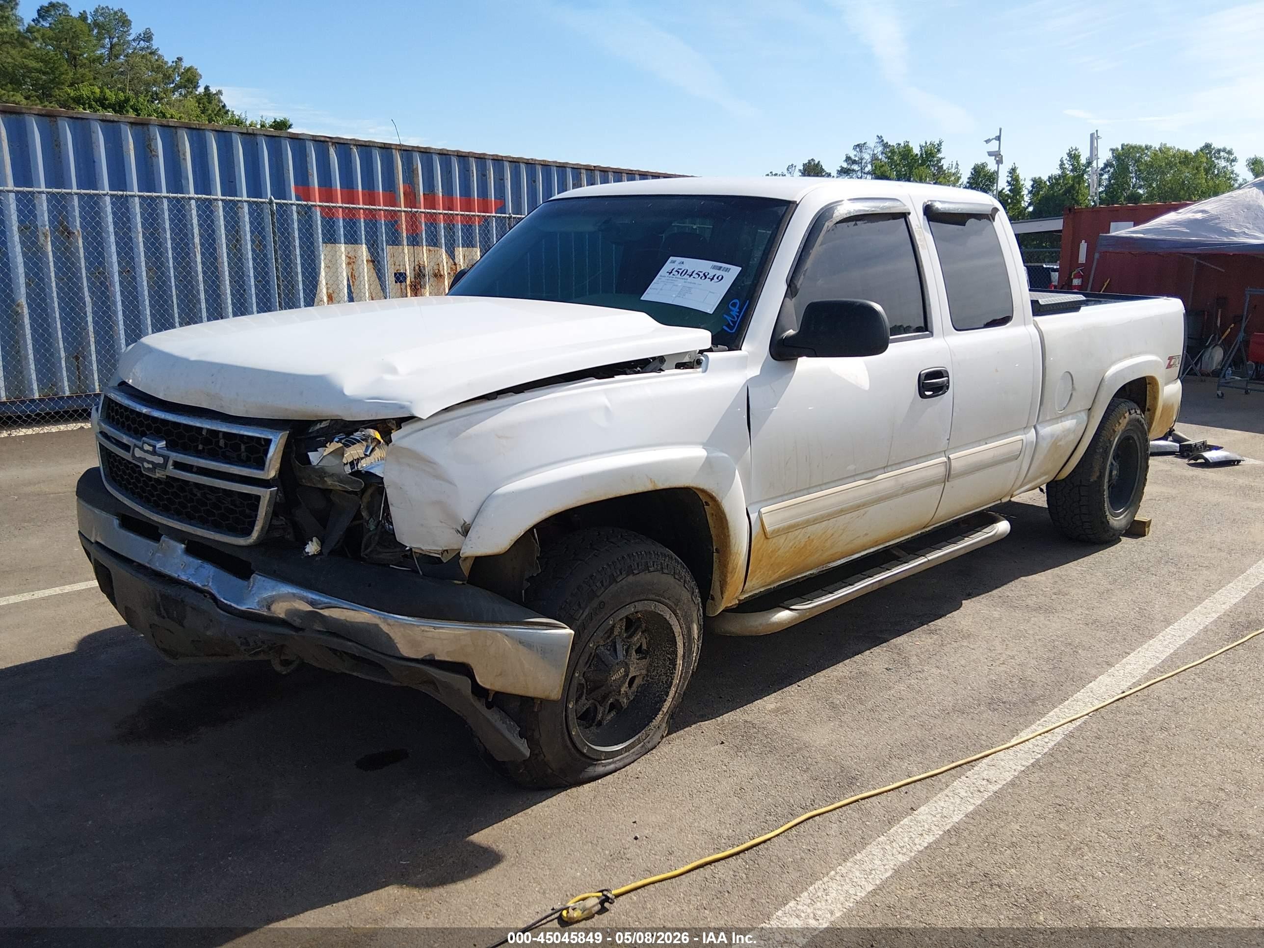 2007 Chevrolet Silverado 1500 Classic Lt1 White vin: 1GCEK19ZX7Z205015