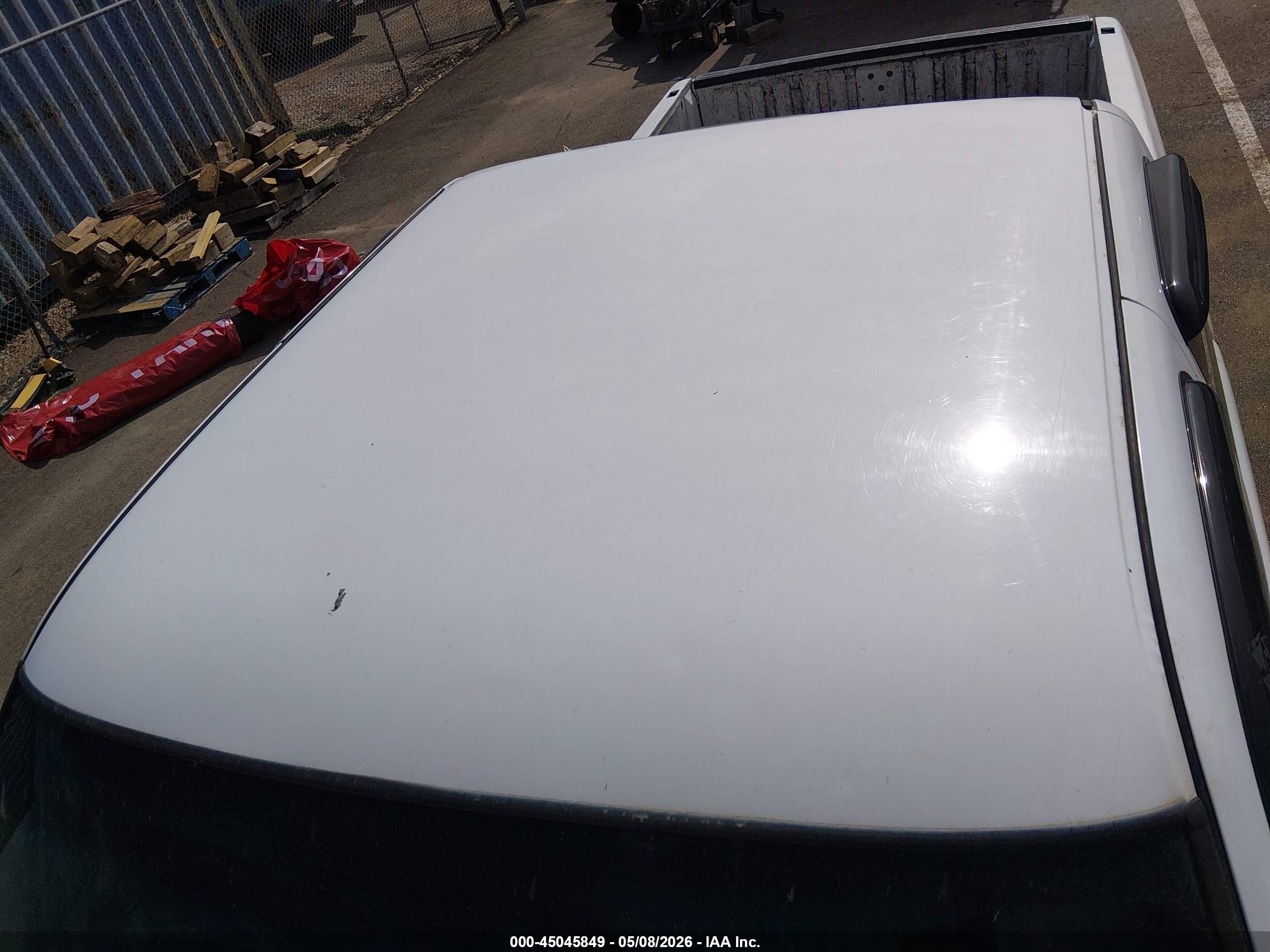 2007 Chevrolet Silverado 1500 Classic Lt1 White vin: 1GCEK19ZX7Z205015