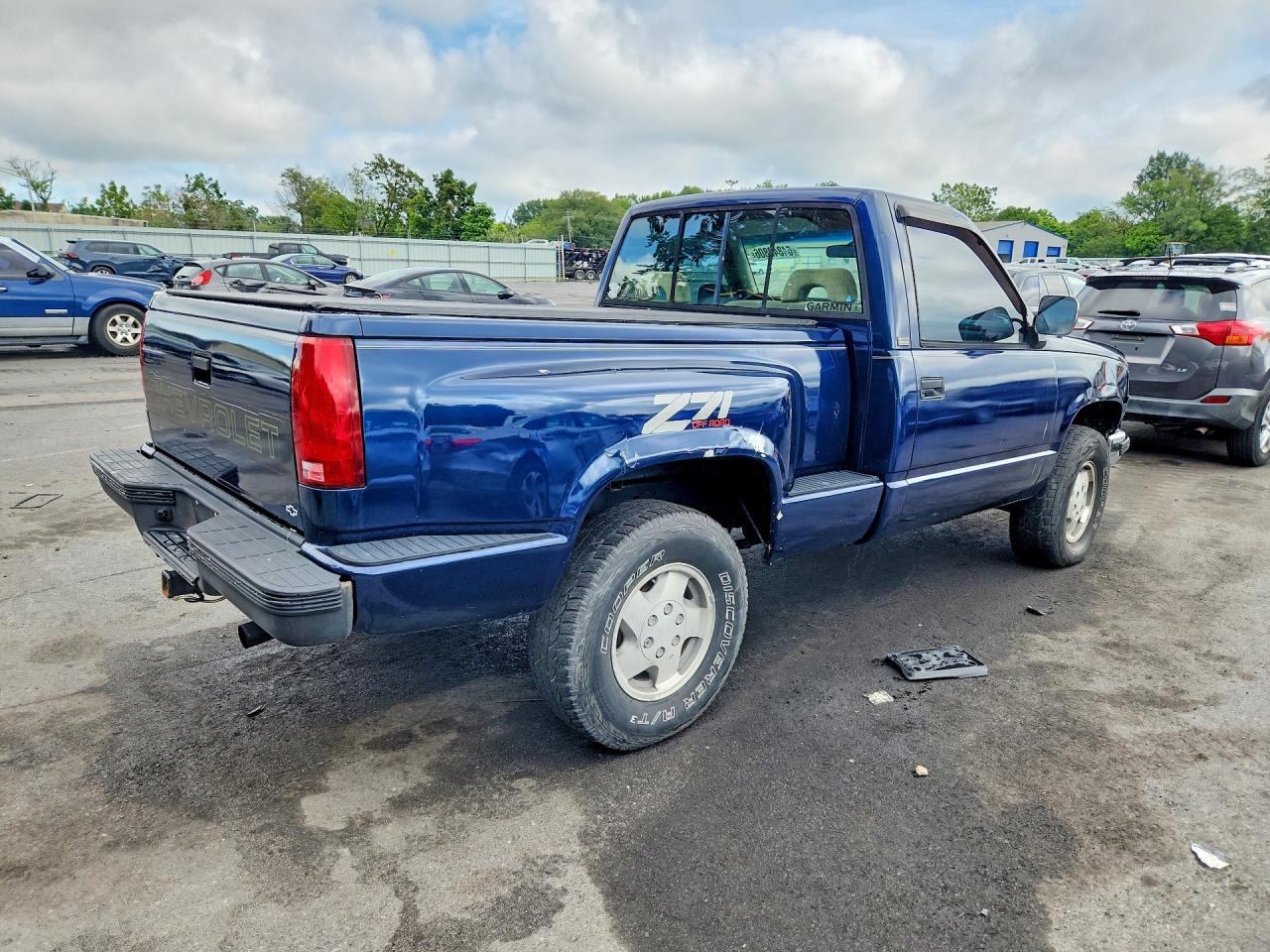 1993 Chevrolet Gmt-400 K1500 Blue vin: 1GCEK1FK8PZ143267