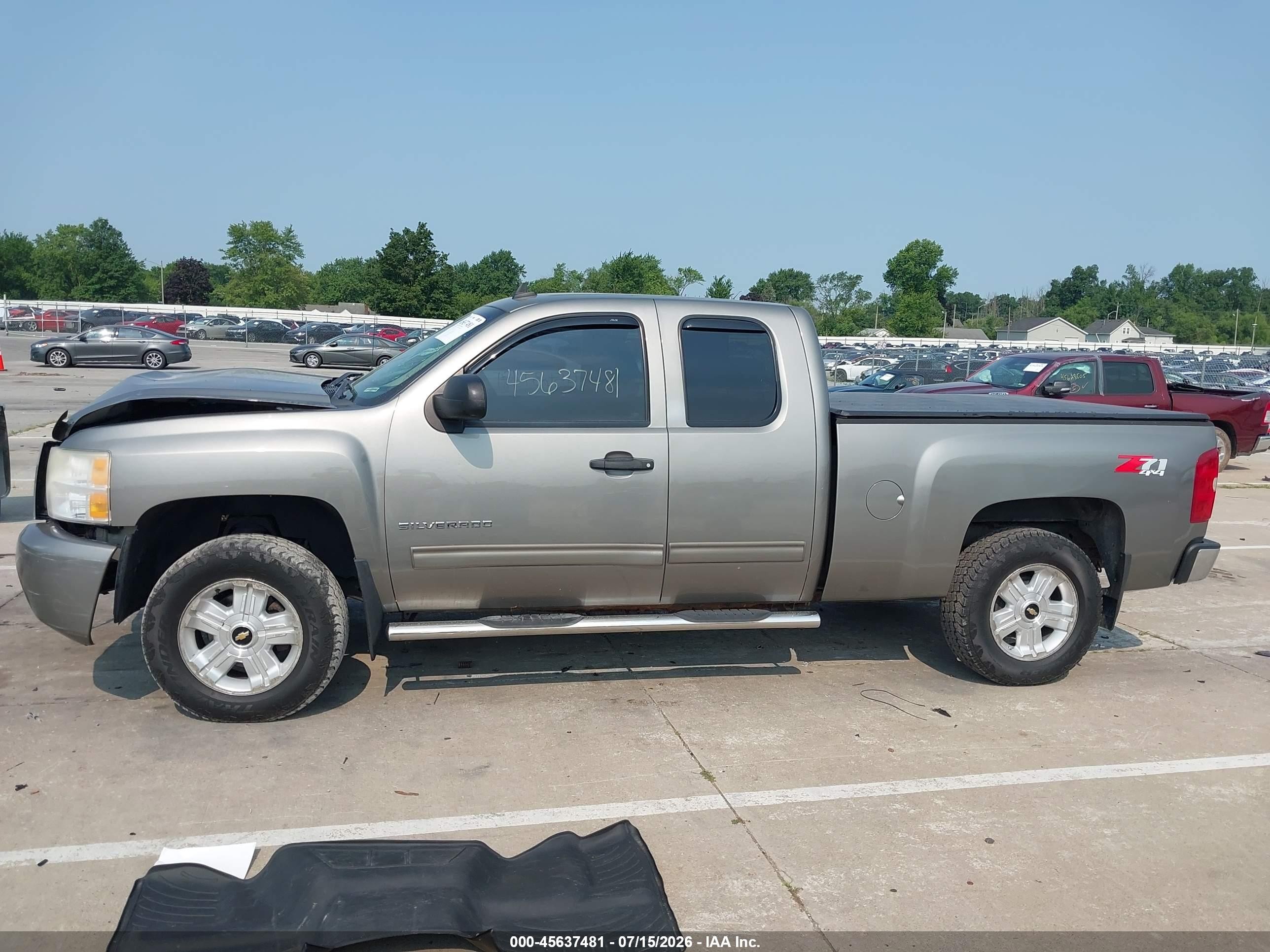 2009 Chevrolet Silverado 1500 Lt Gray vin: 1GCEK29009Z125880