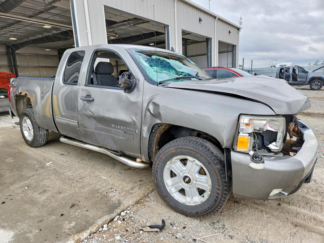 2009 Chevrolet Silverado K1500 Lt Серый vin: 1GCEK29009Z196724