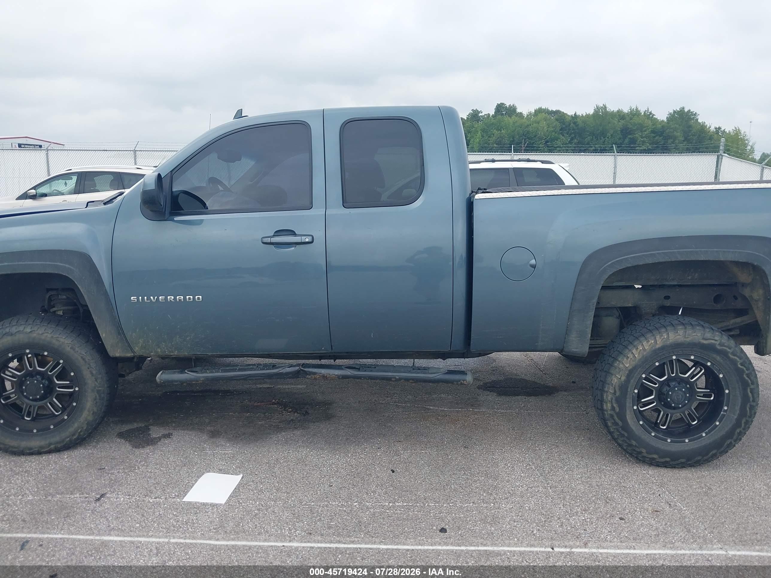 2009 Chevrolet Silverado 1500 Lt Gray vin: 1GCEK29009Z285922