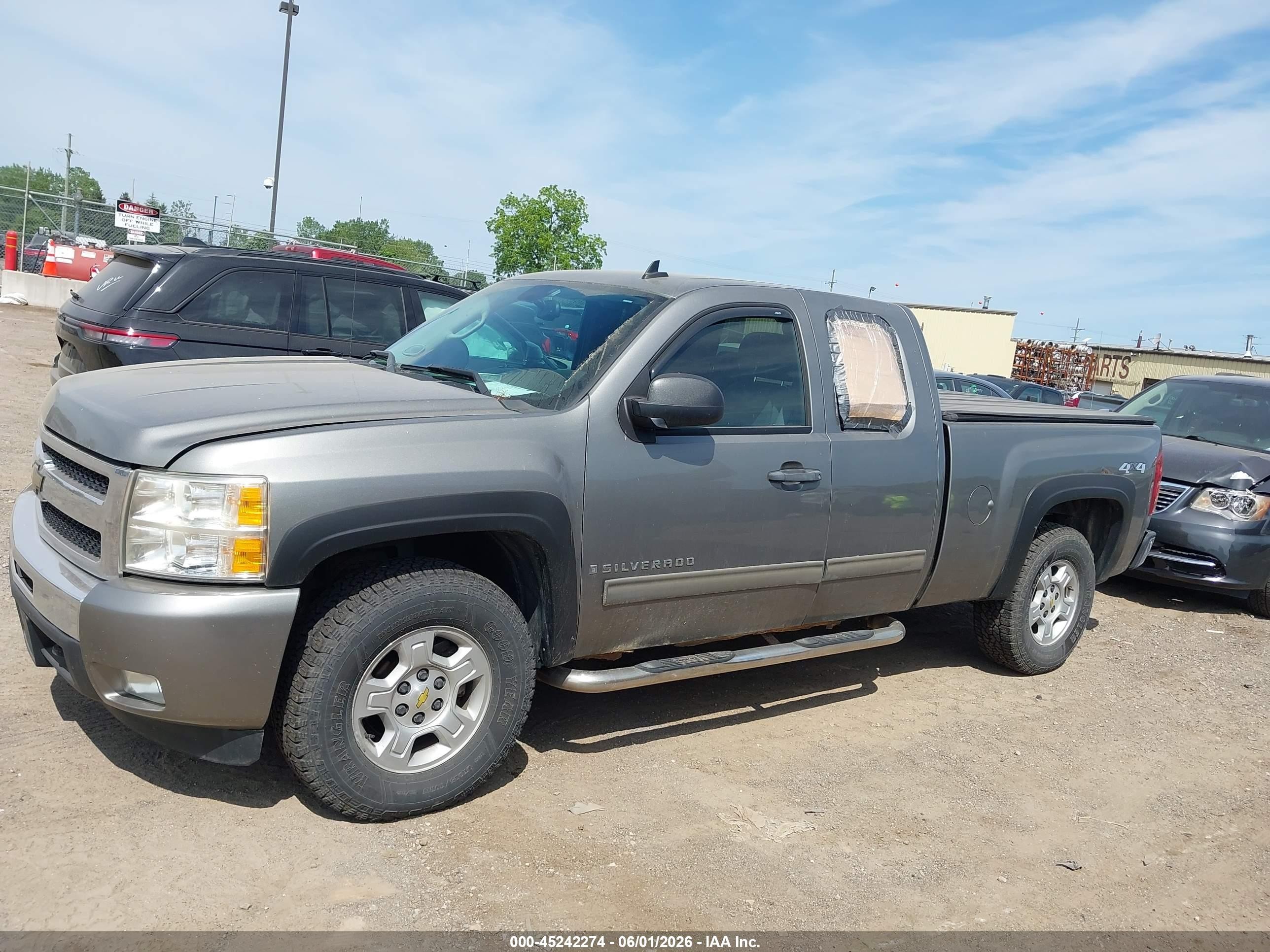 2009 Chevrolet Silverado 1500 Lt Gray vin: 1GCEK29019Z105914