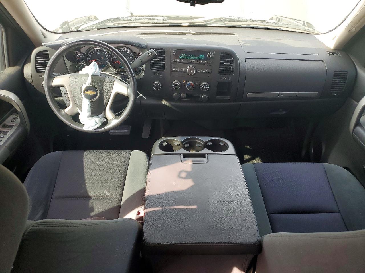 2009 Chevrolet Silverado K1500 Lt Серебряный vin: 1GCEK29019Z223977