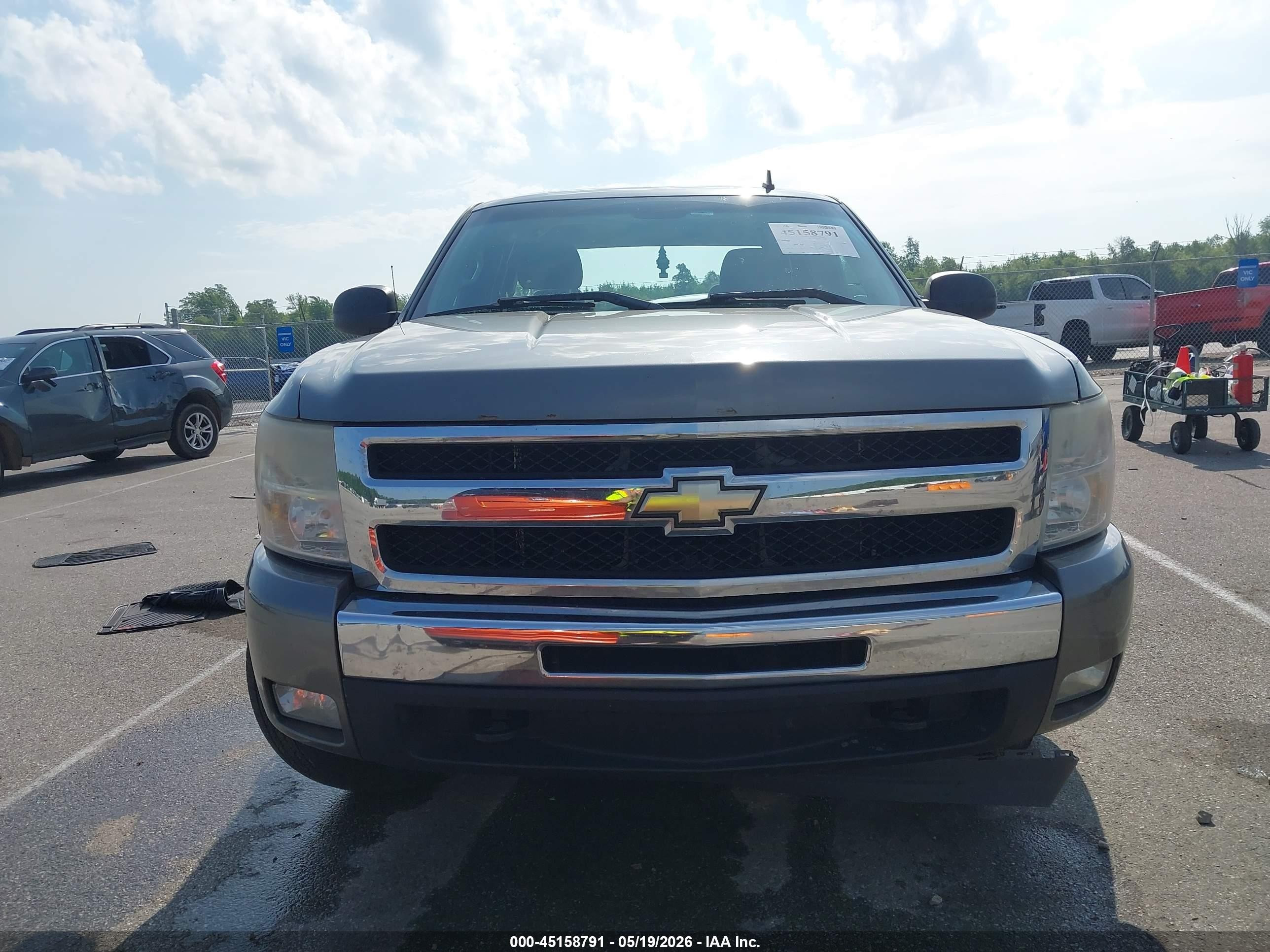 2009 Chevrolet Silverado 1500 Lt Gray vin: 1GCEK29029Z140784