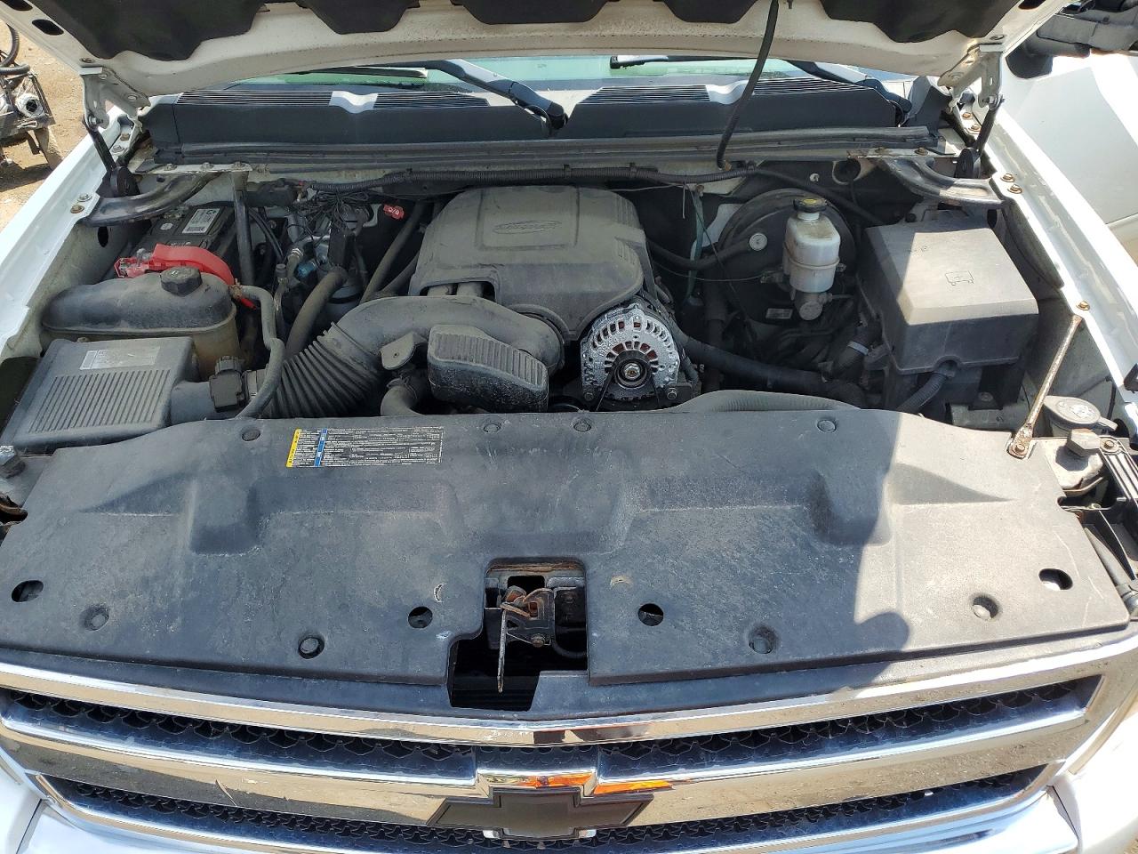 2009 Chevrolet Silverado K1500 Lt Белый vin: 1GCEK29029Z233563