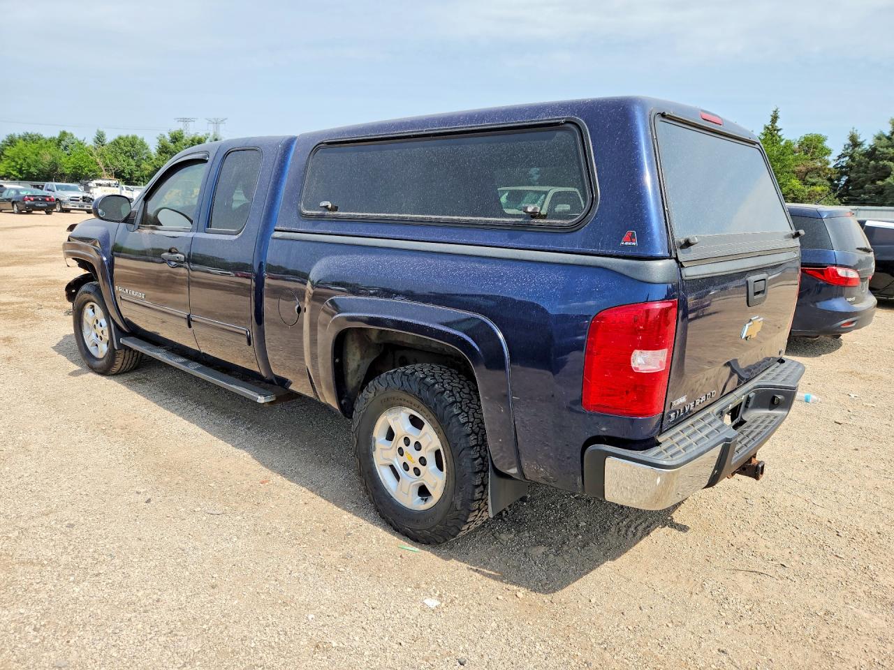 2009 Chevrolet Silverado K1500 Lt Blue vin: 1GCEK29039Z153477