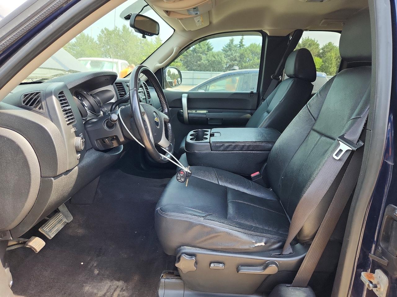 2009 Chevrolet Silverado K1500 Lt Blue vin: 1GCEK29039Z153477