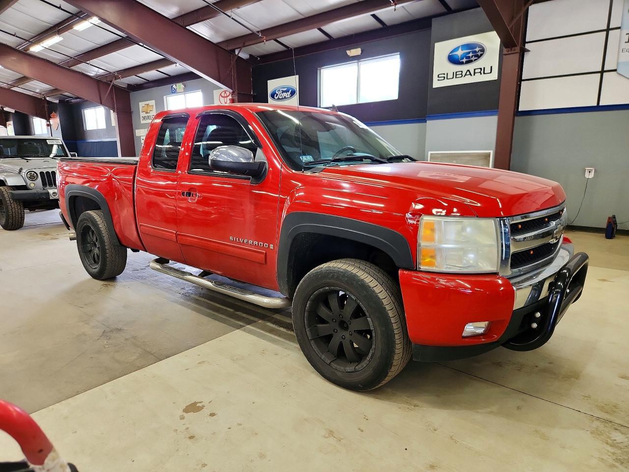 2009 Chevrolet Silverado K1500 Lt Red vin: 1GCEK29049Z100254