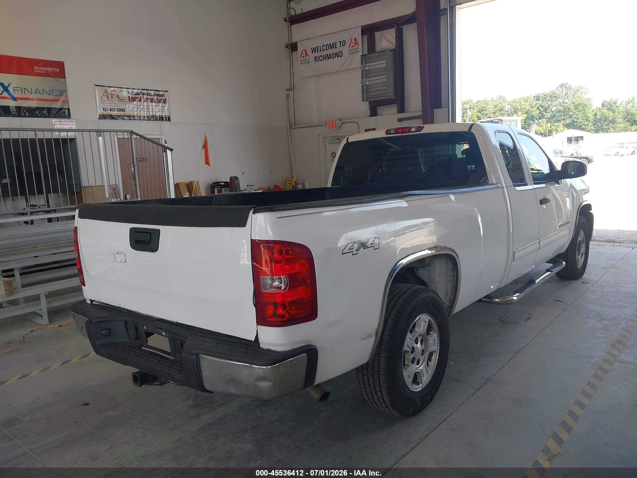 2009 Chevrolet Silverado 1500 Lt White vin: 1GCEK29059E145145